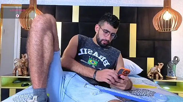 Ethan  Walker online show from October 6, 2025, 7:11 pm