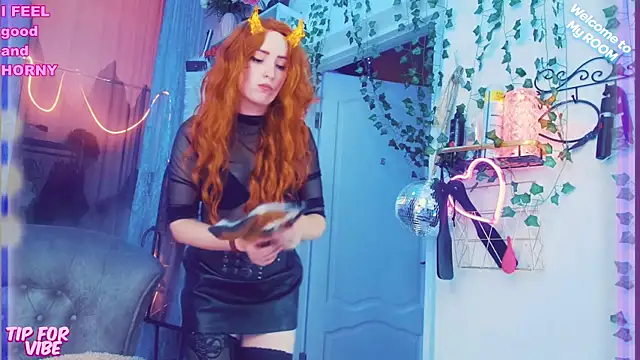 Toxic Ellies online show from December 29, 2024, 3:46 pm