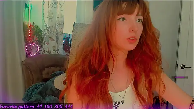 Toxic Ellies online show from April 16, 2026, 1:34 pm