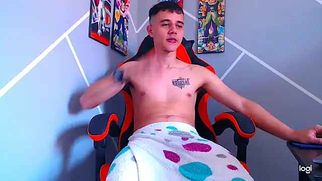 ADAM HOT online show from September 16, 2025, 8:43 pm