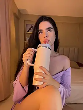 Snapshot of Mavi_Coless chatting on November 6, 2025, 2:01 am Mavi Coless online show from November 6, 2025, 2:01 am