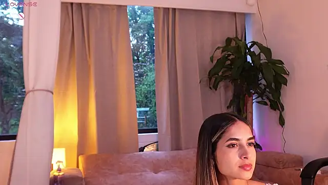 Snapshot of sammy_laszlow chatting on October 11, 2025, 10:30 pm sammy laszlow online show from October 11, 2025, 10:30 pm