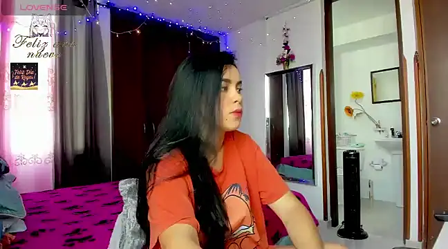 HARLEYNAPIER online show from January 8, 2025, 3:07 pm