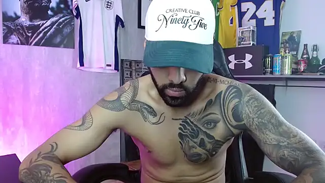 Hendry  online show from December 22, 2025, 1:13 am