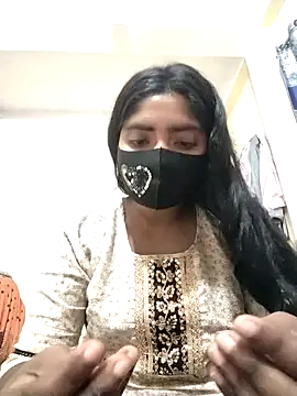 Lina-Rose online show from March 2, 2025, 2:54 pm