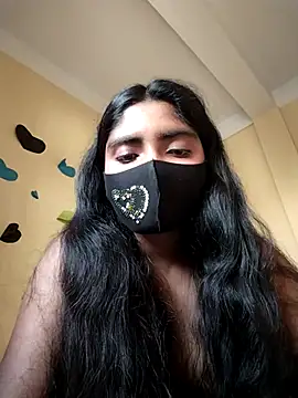 Lina-Rose online show from March 5, 2025, 10:55 am