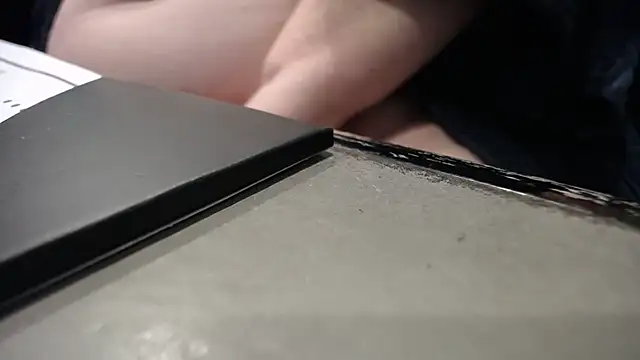 TinyTraps online show from January 24, 2025, 11:23 pm