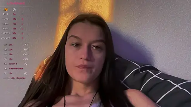 Alice  grace online show from February 9, 2025, 2:07 pm