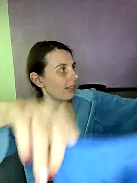 chachalette444 online show from November 21, 2025, 9:57 pm