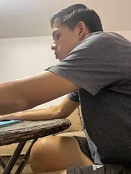 Dani202017 online show from February 3, 2026, 11:21 pm