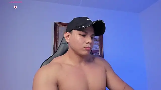 RoyConstance online show from March 3, 2026, 3:12 am