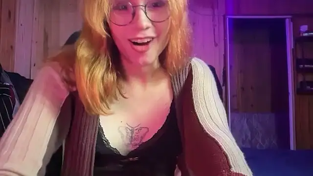 Theemillyblack online show from April 19, 2026, 8:44 pm