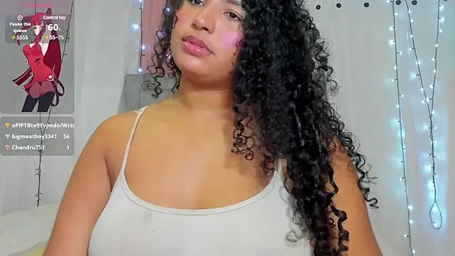 valentina 0  online show from January 12, 2025, 6:39 am