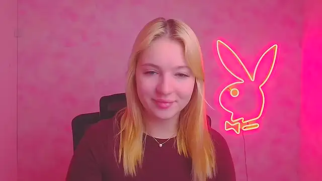 Milka kiss  online show from November 7, 2025, 12:38 pm