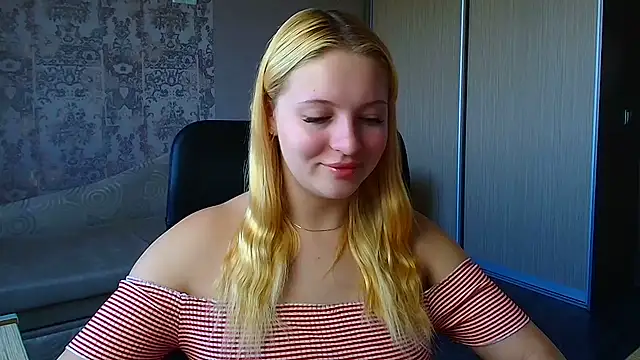 Snapshot of Milka_kiss_ chatting on June 30, 2026, 8:26 am Milka kiss online show from June 30, 2026, 8:26 am