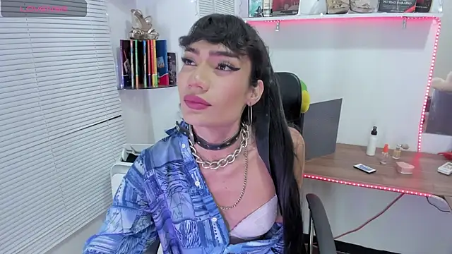 Snapshot of SWEETSAMY39715 chatting on March 22, 2025, 4:24 am SWEETSAMY39715 online show from March 22, 2025, 4:24 am