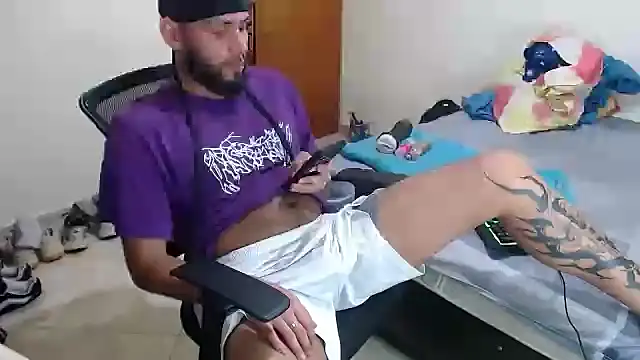 Snapshot of samir_music chatting on September 15, 2025, 1:38 am samir music online show from September 15, 2025, 1:38 am