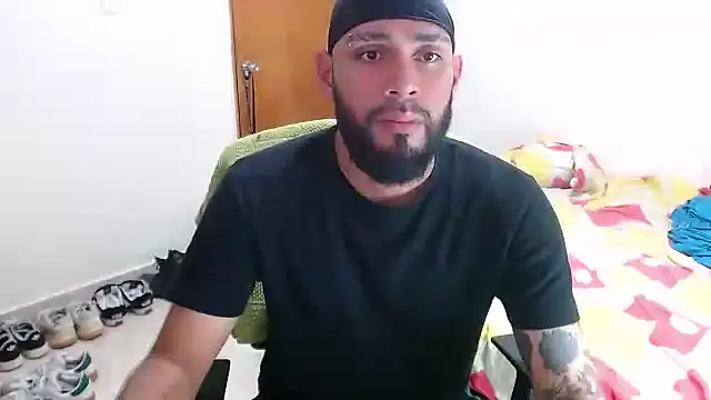 Snapshot of samir_music chatting on October 1, 2025, 11:11 pm samir music online show from October 1, 2025, 11:11 pm