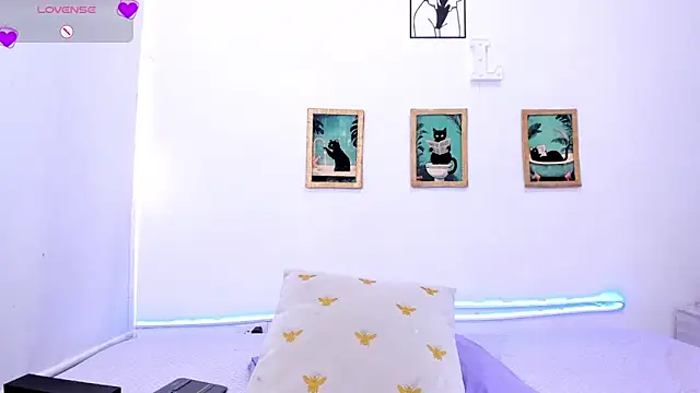 Snapshot of LilitRobins chatting on February 6, 2026, 8:56 pm LilitRobins online show from February 6, 2026, 8:56 pm