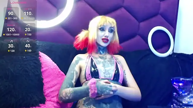 Snapshot of TyphoidMary chatting on December 7, 2024, 9:22 pm TyphoidMary online show from December 7, 2024, 9:22 pm