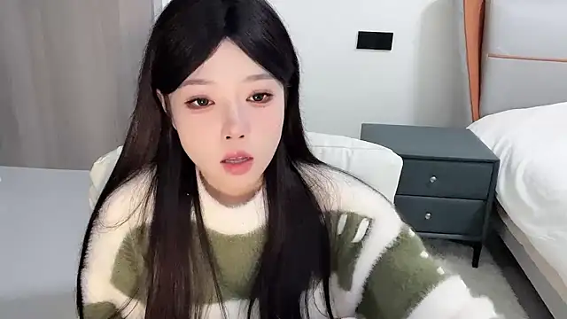 Snapshot of Q-ing chatting on January 7, 2025, 4:48 pm Q-ing online show from January 7, 2025, 4:48 pm