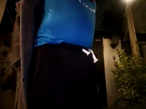 Snapshot of stavroun chatting on June 18, 2026, 12:00 am stavroun online show from June 18, 2026, 12:00 am