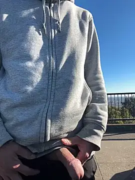 takuyapp online show from January 4, 2025, 12:48 am