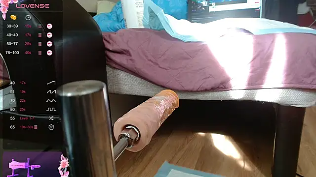 Snapshot of -ALENO4KA- chatting on September 11, 2025, 8:25 am -ALENO4KA- online show from September 11, 2025, 8:25 am