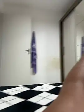 palomamoraid online show from January 30, 2025, 1:44 am