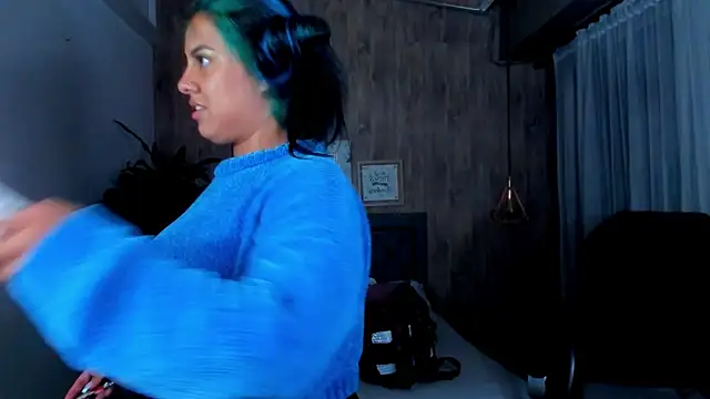 Snapshot of Xisu_ chatting on January 30, 2025, 3:33 am Xisu online show from January 30, 2025, 3:33 am