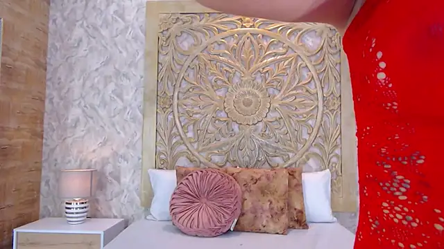 Snapshot of SophieWolkman chatting on September 16, 2025, 12:06 pm SophieWolkman online show from September 16, 2025, 12:06 pm