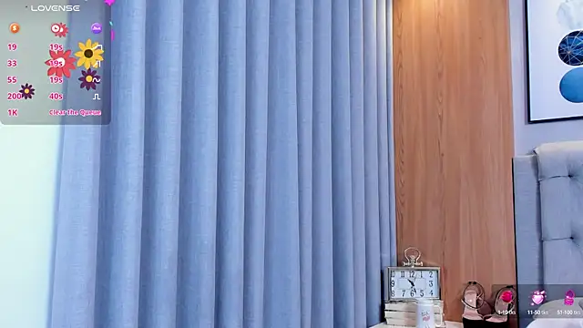 lennabell online show from September 22, 2025, 4:09 pm