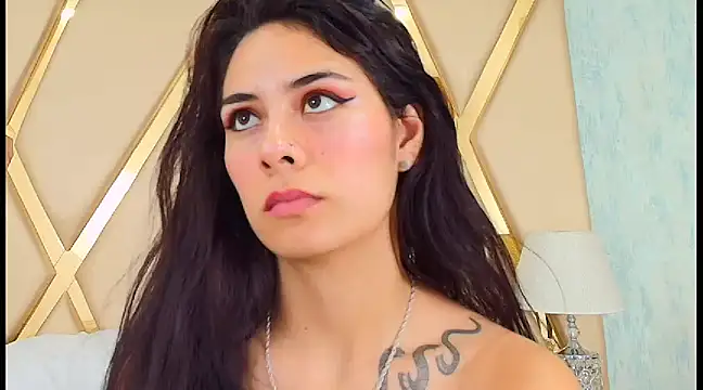 NicoleEsposito online show from January 18, 2025, 9:45 am