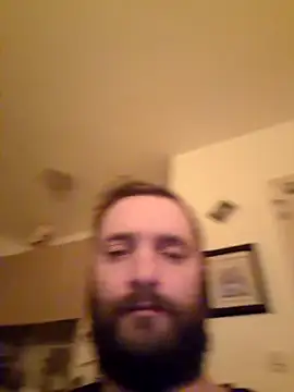 Snapshot of Zlyzloba21 chatting on December 4, 2025, 2:10 am Zlyzloba21 online show from December 4, 2025, 2:10 am