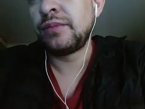 Snapshot of camiloking1720 chatting on December 5, 2024, 8:55 am camiloking1720 online show from December 5, 2024, 8:55 am