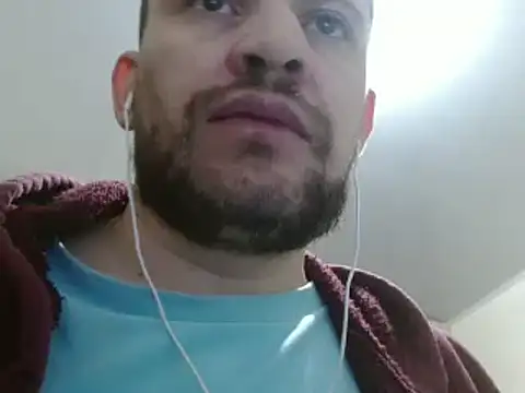 Snapshot of camiloking1720 chatting on January 14, 2025, 6:49 pm camiloking1720 online show from January 14, 2025, 6:49 pm