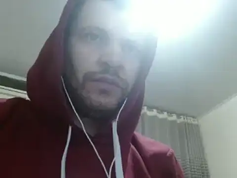 Snapshot of camiloking1720 chatting on January 26, 2025, 7:32 am camiloking1720 online show from January 26, 2025, 7:32 am