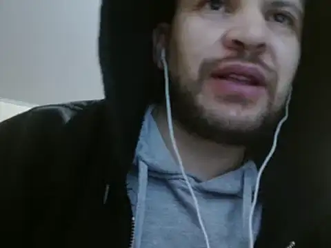 Snapshot of camiloking1720 chatting on February 19, 2025, 4:55 am camiloking1720 online show from February 19, 2025, 4:55 am