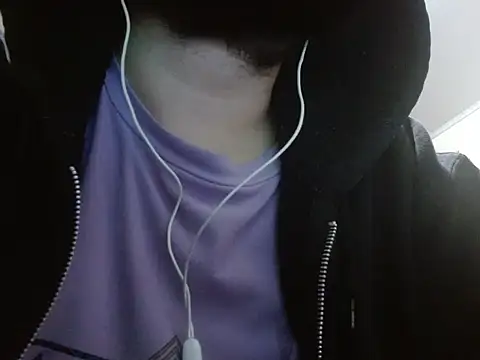 Snapshot of camiloking1720 chatting on October 8, 2025, 4:48 pm camiloking1720 online show from October 8, 2025, 4:48 pm