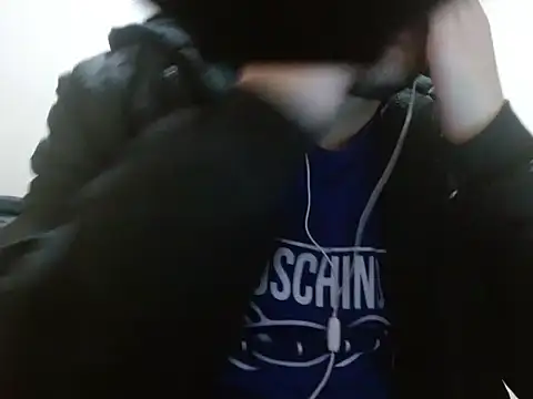 Snapshot of camiloking1720 chatting on October 29, 2025, 5:31 am camiloking1720 online show from October 29, 2025, 5:31 am