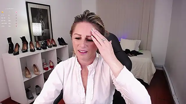 Victoria collins 1 online show from December 31, 2024, 3:09 pm