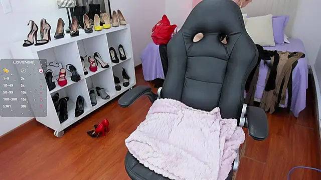 Victoria collins 1 online show from January 29, 2025, 5:56 pm