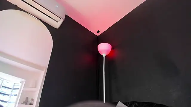 ALICEPOIXXXON online show from December 21, 2024, 5:07 pm