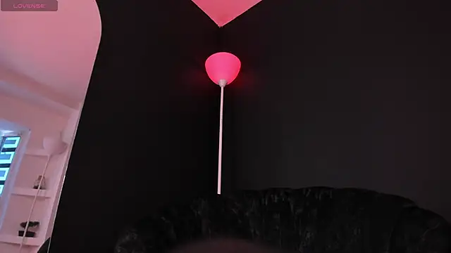 ALICEPOIXXXON online show from January 14, 2025, 1:28 pm