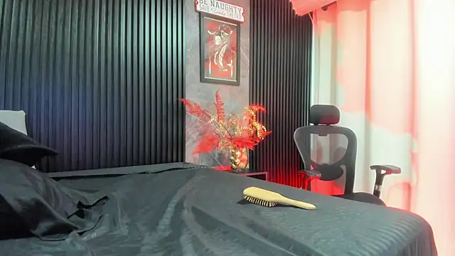 BambiiQueen online show from December 23, 2024, 11:47 am