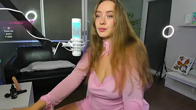 AngelPaull online show from December 14, 2024, 8:40 pm