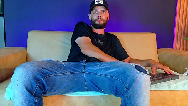 antony bigdick  online show from June 13, 2026, 7:23 pm