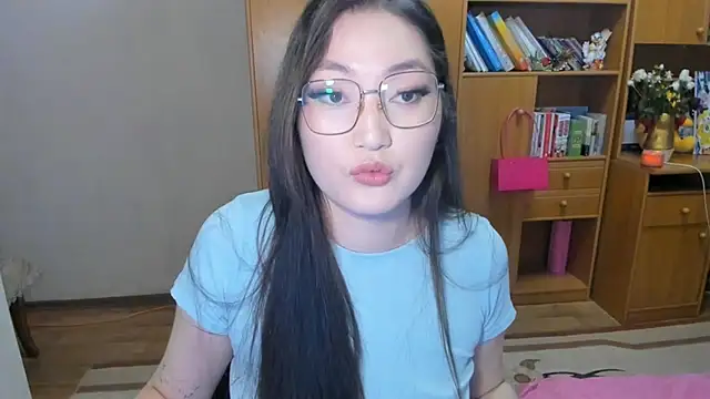 Snapshot of nliki4506 chatting on February 24, 2025, 11:52 pm nliki4506 online show from February 24, 2025, 11:52 pm