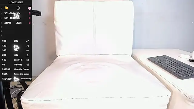 Snapshot of JhonBlacke chatting on February 12, 2025, 11:20 pm JhonBlacke online show from February 12, 2025, 11:20 pm