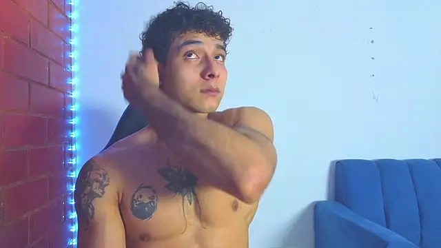 Demitryo online show from February 6, 2026, 9:18 pm